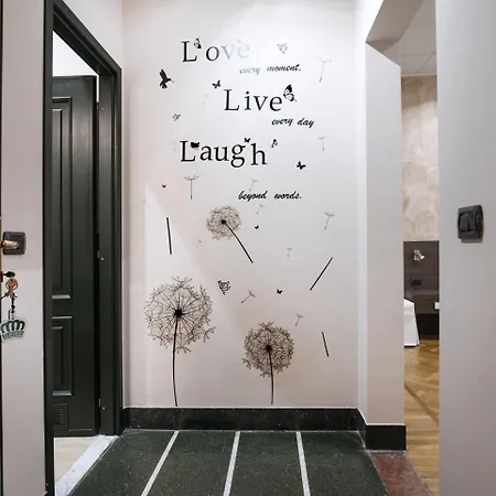 Vittoria - The Original Since 2015 4* جنوة