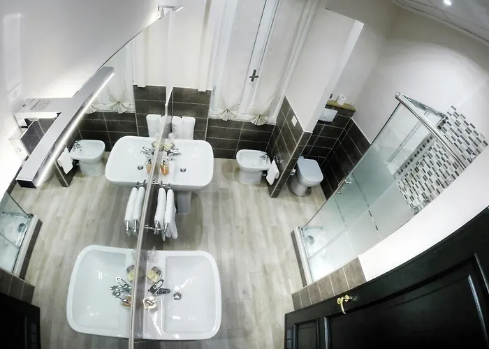 Vittoria - The Original Since 2015 4*